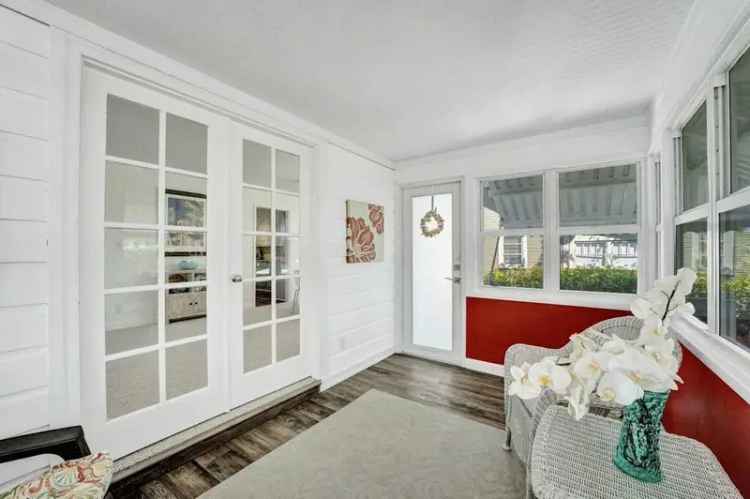 Multi-family house For Sale in Lake Worth Beach, Florida