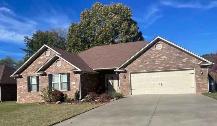 Single-family house For Sale in 373, Thornwood Lane, Russellville, Arkansas