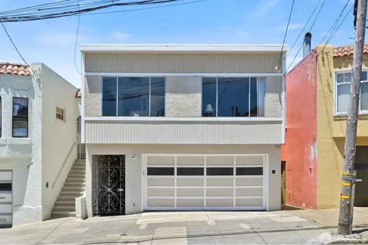 Single-family house For Sale in 570, Munich Street, San Francisco, California