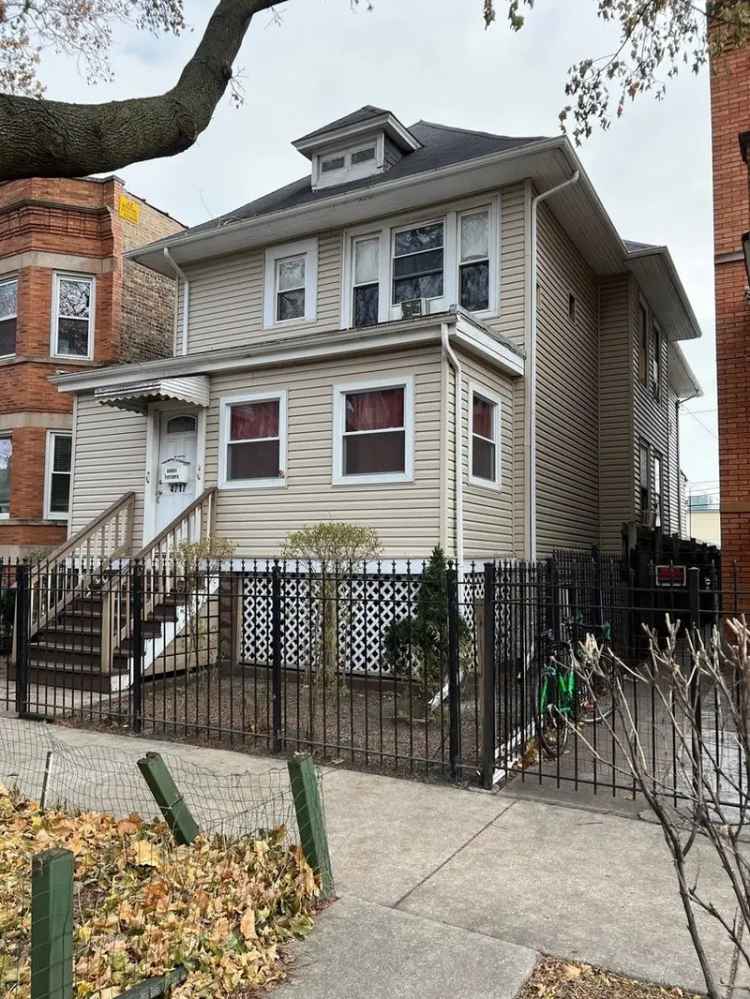 Multi-family house For Sale in 4717, North Bernard Street, Chicago, Illinois