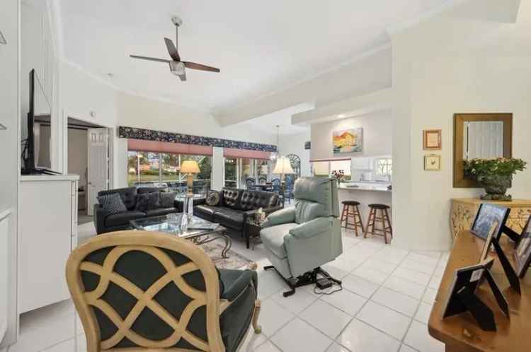 Single-family house For Sale in 2584, Irma Lake Drive, West Palm Beach, Florida