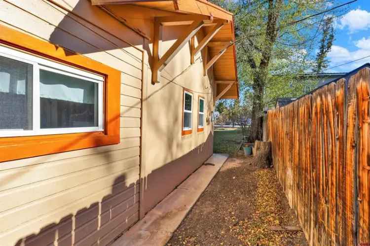 House For Sale in Montrose, Colorado