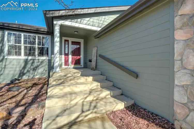 Single-family house For Sale in 4840, Rushford Place, Colorado Springs, Colorado