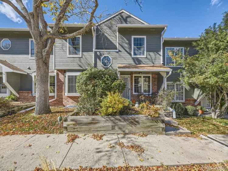 House For Sale in Lakewood, Colorado