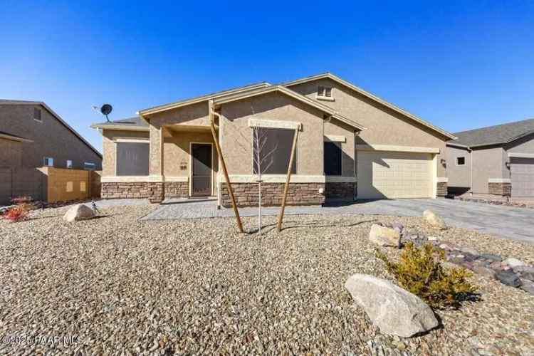 Single-family house For Sale in Prescott Valley, Arizona