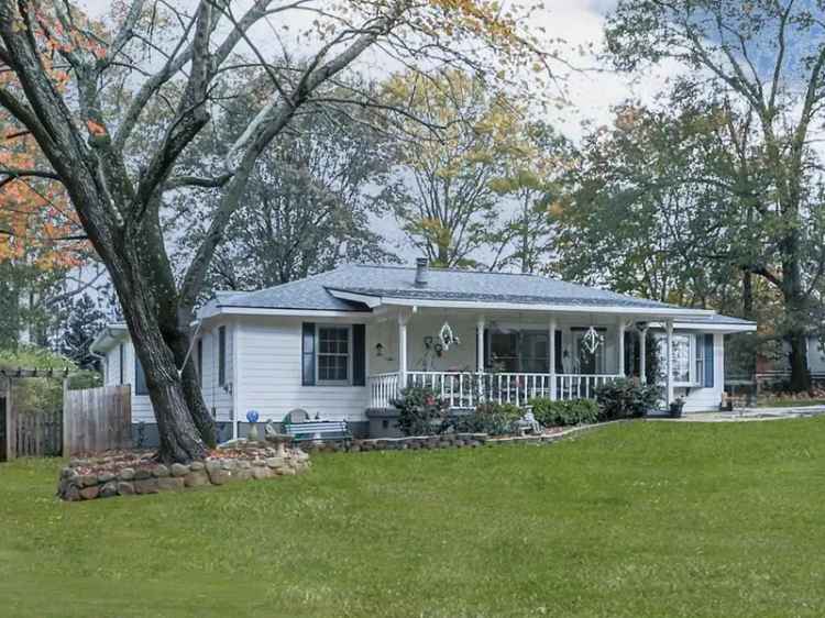 Single-family house For Sale in 1900, Maple Drive Northwest, Kennesaw, Georgia