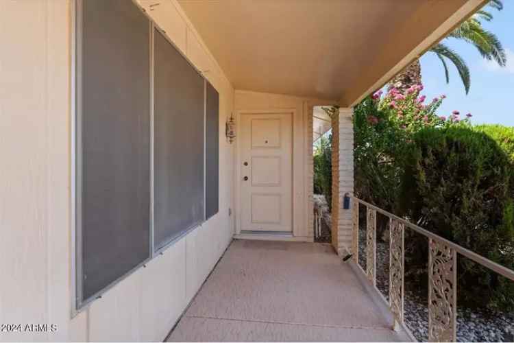 Single-family house For Sale in 17210, North Foothills Drive, Sun City, Arizona