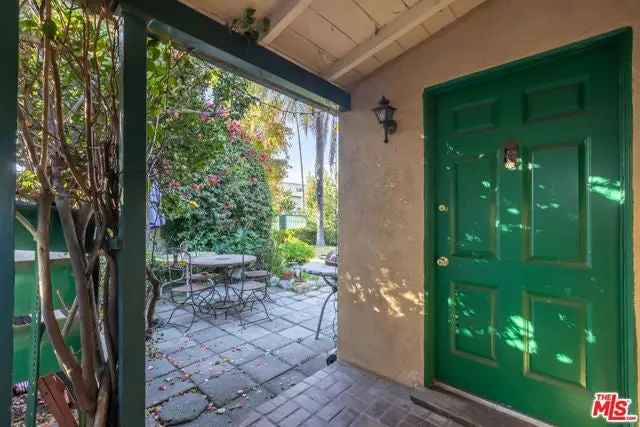 Multi-family house For Sale in 5256, Cleon Avenue, Los Angeles, California