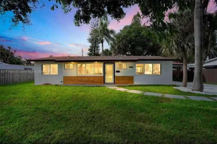 Single-family house For Sale in 1240, Northeast 23rd Court, Pompano Beach, Florida