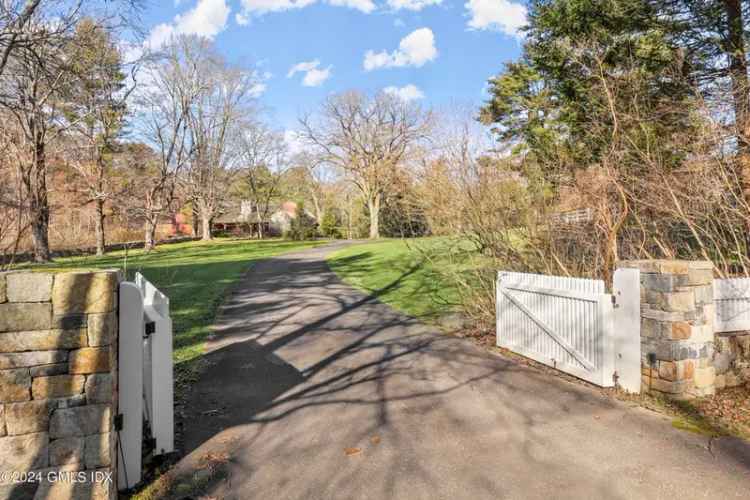 Single-family house For Sale in Greenwich, Connecticut