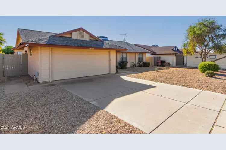 Single-family house For Sale in 10955, East Clinton Street, Scottsdale, Arizona