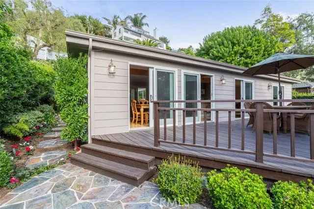 Single-family house For Sale in 1415, Bluebird Canyon Drive, Laguna Beach, California