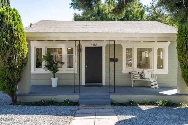 Single-family house For Sale in 4832, York Boulevard, Los Angeles, California