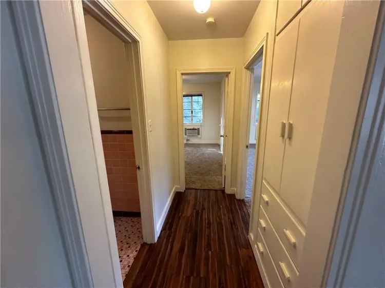 Apartment For Rent in 1009, West 25th Street, Odessa, Texas