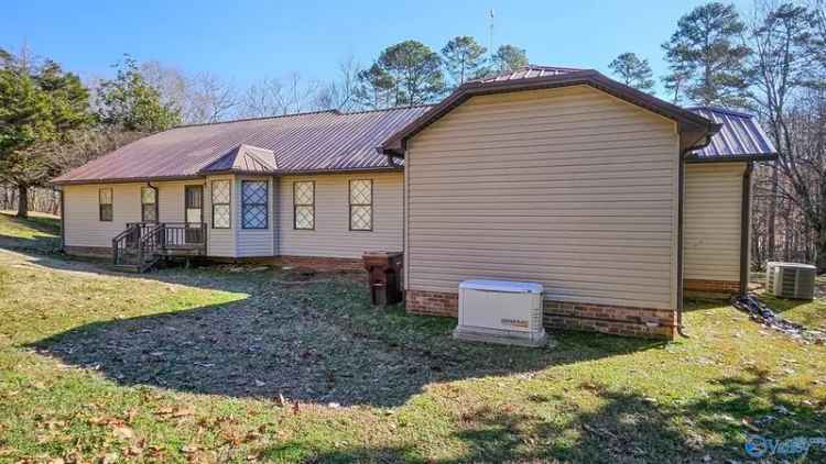 Single-family house For Sale in 12645, Lentzville Road, Athens, Alabama