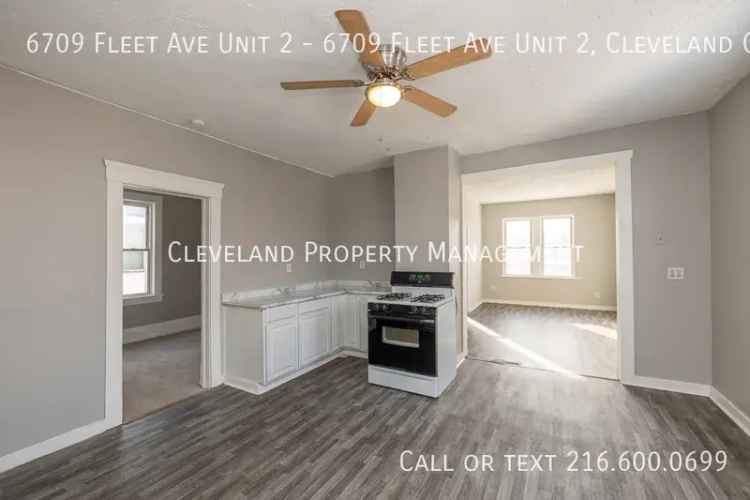 Updated Cleveland Duplex Unit for Rent