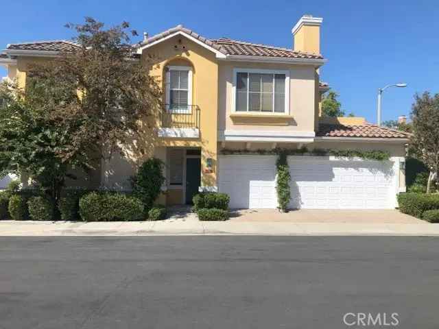 Condo For Sale in 601-611, Marinella Aisle, Irvine, California