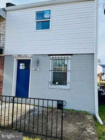 Single-family house For Sale in 844, 51st Street Northeast, Washington, District of Columbia