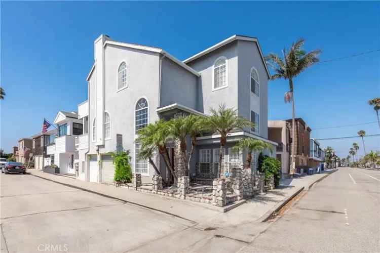 Single-family house For Sale in 6020, East Ocean Boulevard, Long Beach, California