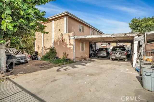 Multi-family house For Sale in Los Angeles, California