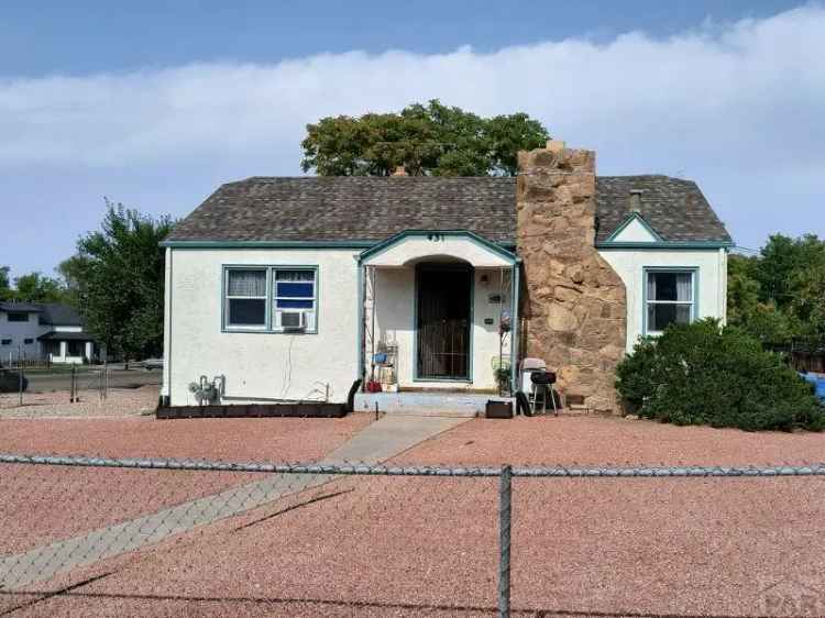 Multi-family house For Sale in Pueblo, Colorado