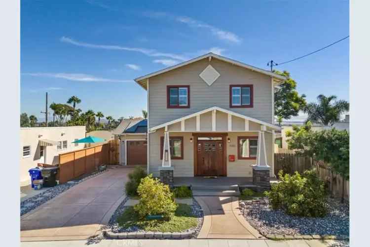 Single-family house For Sale in 2325, Bancroft Street, San Diego, California