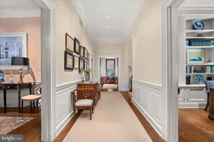 Single-family house For Sale in 1537, 28th Street Northwest, Washington, District of Columbia