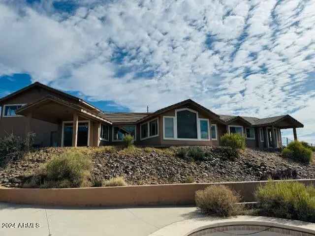 Single-family house For Sale in Camp Verde, Arizona