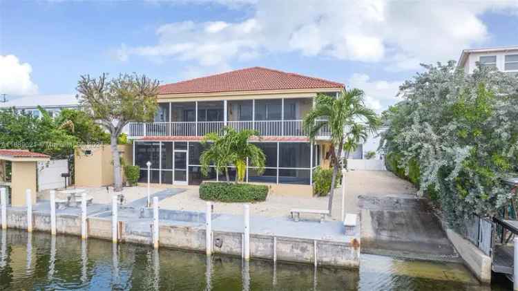 Single-family house For Sale in 178, Gulfview Drive, Islamorada, Florida