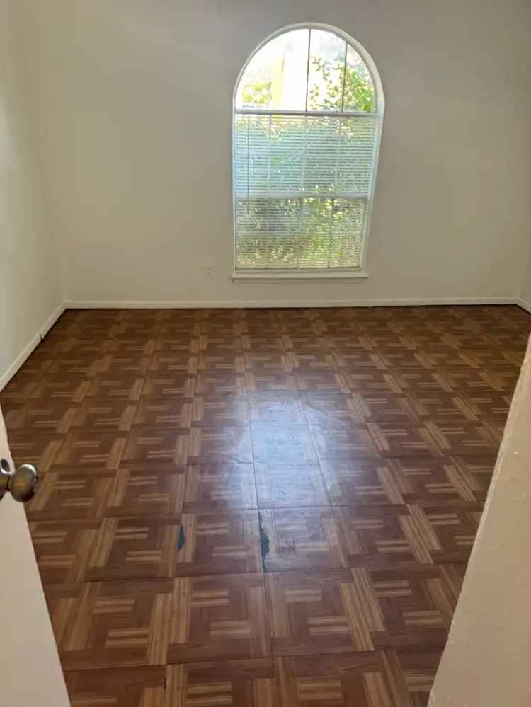 Apartment Unit for Rent