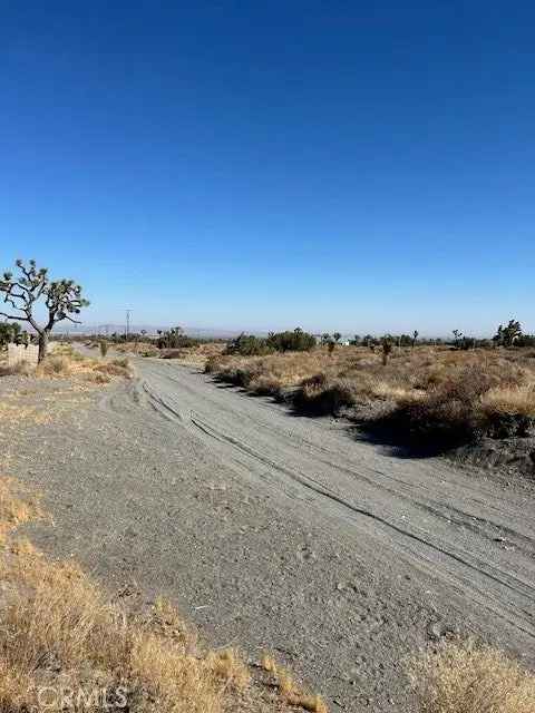 Land For Sale in Piñon Hills, California