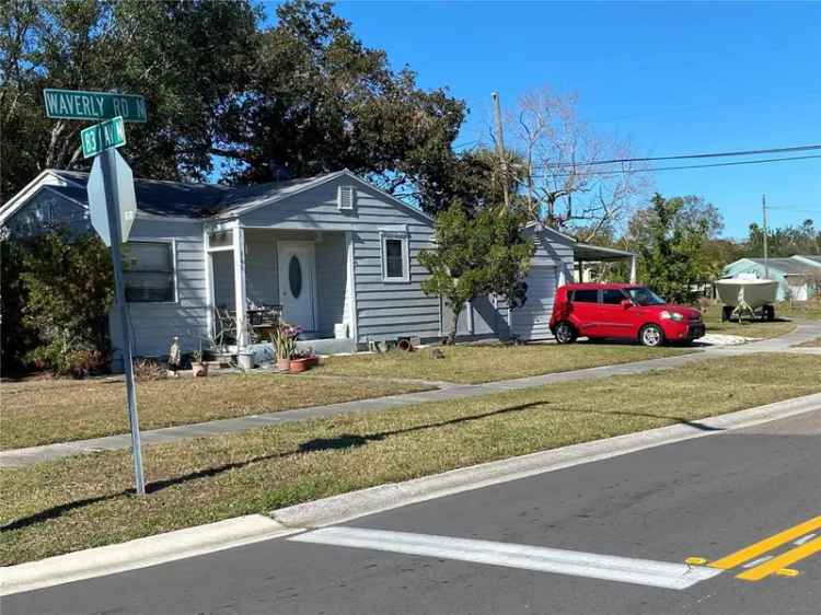 Land For Sale in 161, 83rd Avenue North, Saint Petersburg, Florida