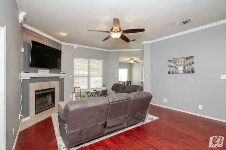 3 Bed 2 Bath House Near Lamar Elementary