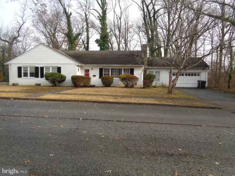 Single-family house For Sale in Wilmington, Delaware