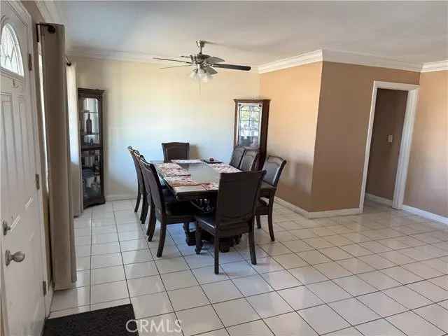 Single-family house For Sale in 615, South Hazelwood Street, Anaheim, California