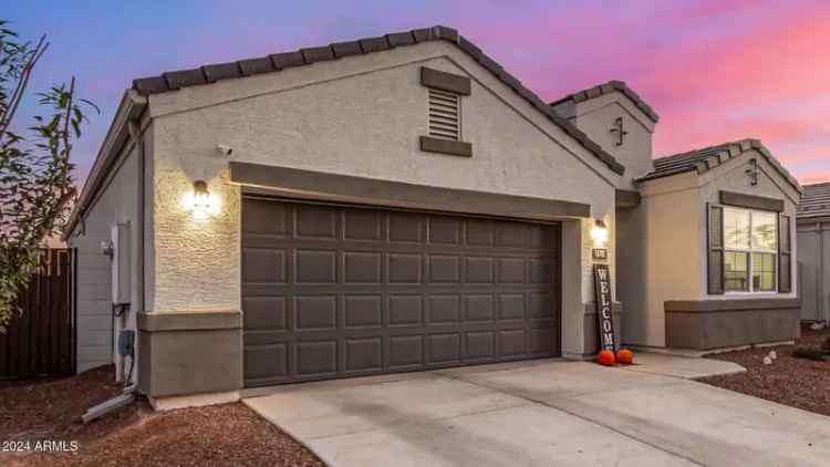 Single-family house For Sale in 18785, West Wilson Street, Buckeye, Arizona