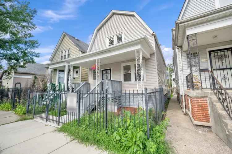 Single-family house For Sale in 6412, South Wolcott Avenue, Chicago, Illinois