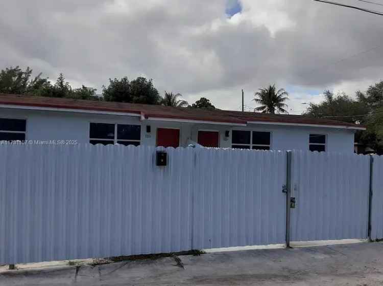 Multi-family house For Sale in 5752, Northwest 1st Avenue, Miami, Florida