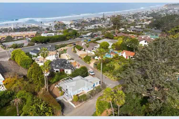 Single-family house For Sale in 1546, Luneta Drive, Del Mar, California