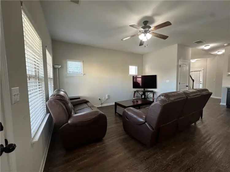 Single-family house For Sale in 702, Galveston Way, McDonough, Georgia