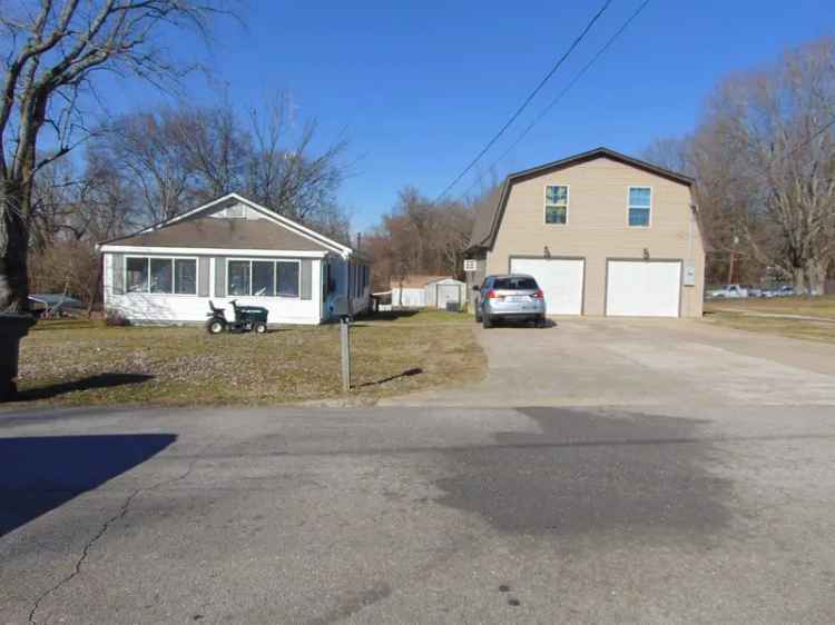 Single-family house For Sale in 116, North Spurr Street, Florence, Alabama