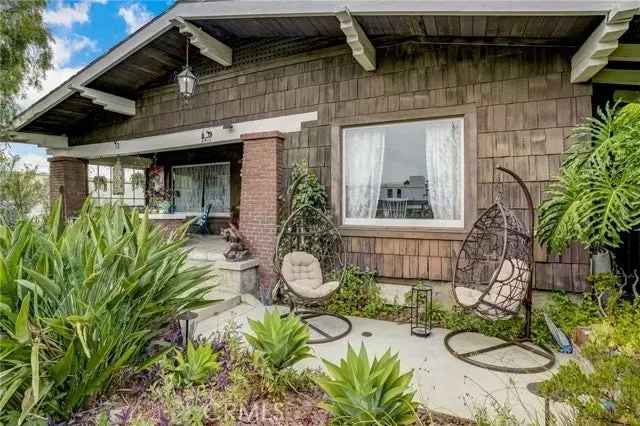 Single-family house For Sale in Los Angeles, California