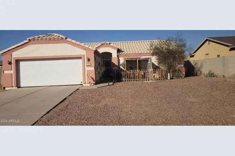 Single-family house For Sale in Arizona City, Arizona