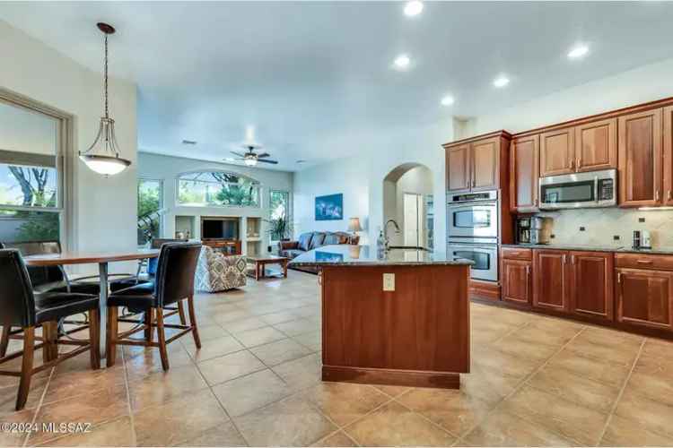 Single-family house For Sale in 11326, North Meadow Sage Drive, Oro Valley, Arizona