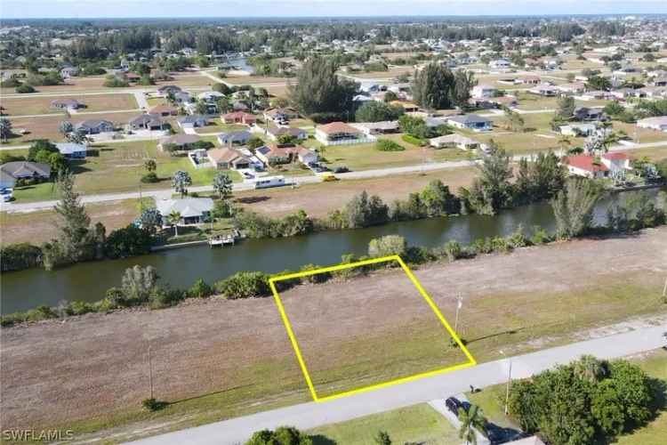 Land For Sale in Cape Coral, Florida