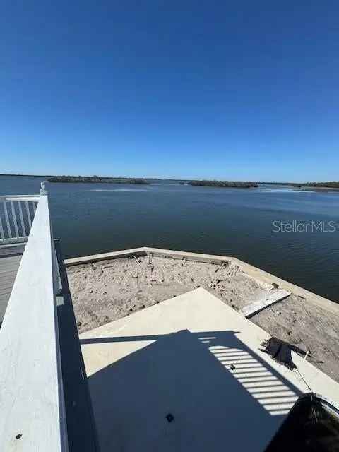 Single-family house For Sale in Englewood, Florida