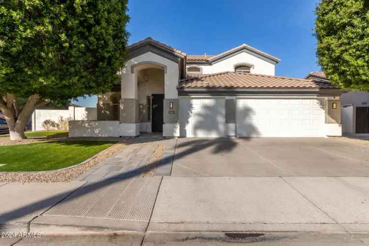 Single-family house For Sale in 2280, East Stephens Place, Chandler, Arizona