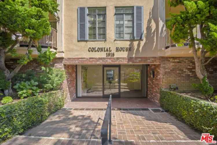 Condo For Sale in Los Angeles, California