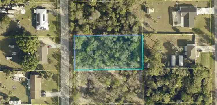 Land For Sale in 706, Richmond Avenue North, Lehigh Acres, Florida