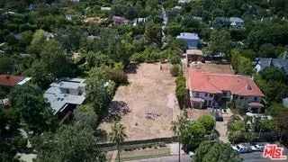 Single-family house For Sale in Los Angeles, California